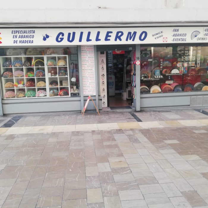 Fachada de la tienda de Abanicos Guillermo